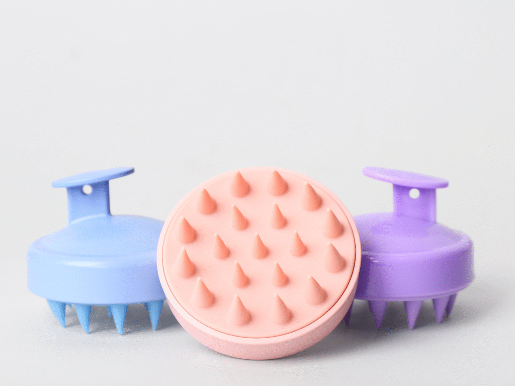 Brosse en silicone de massage cuir chevelu